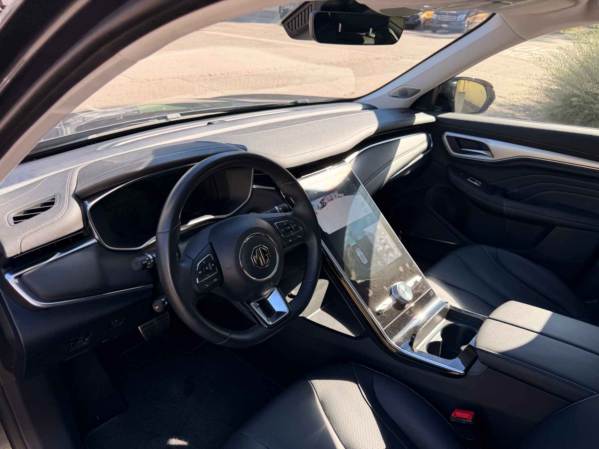 MG Marvel R EV 70kWh Performance AWD-image-5