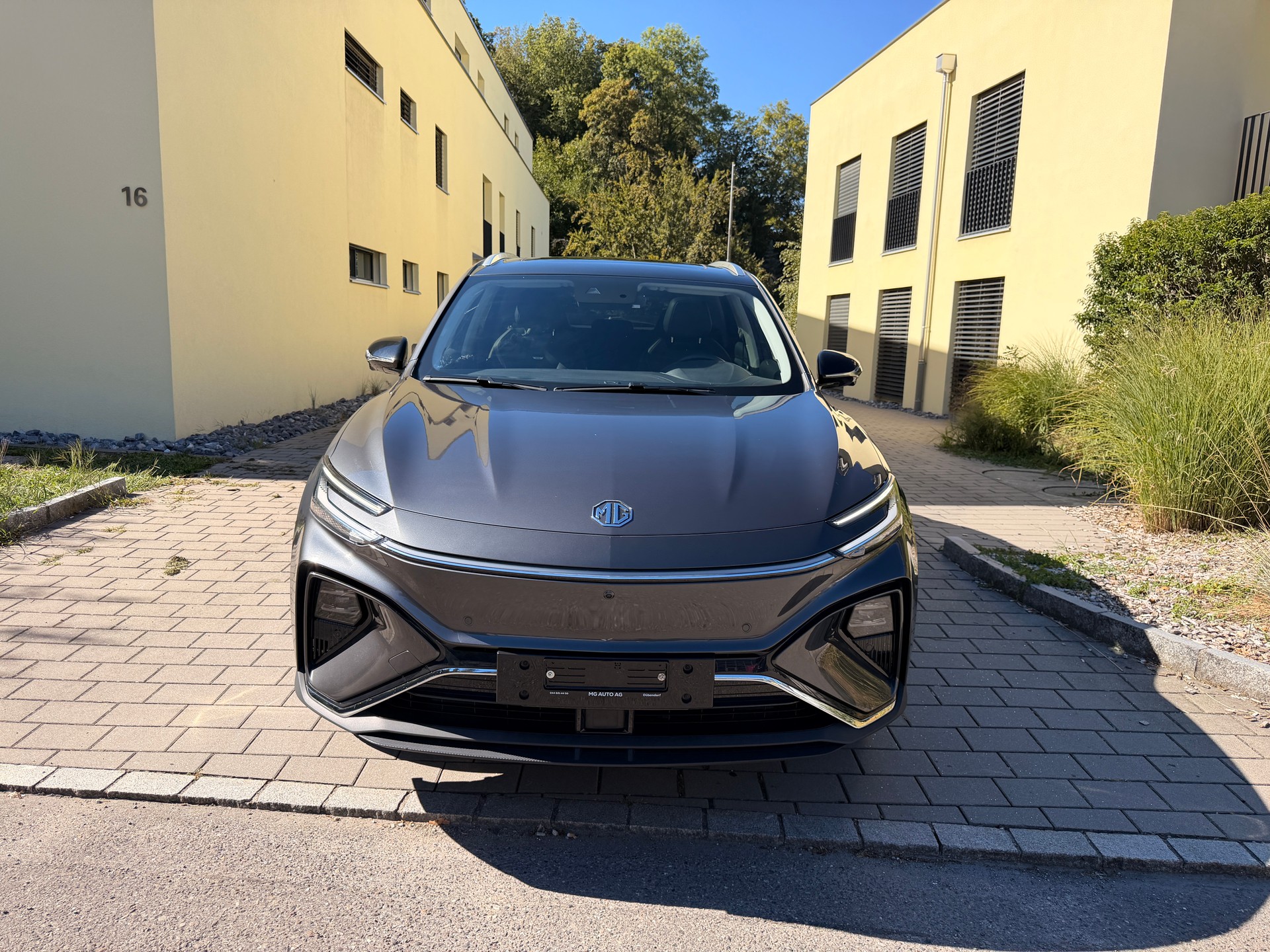 MG Marvel R EV 70kWh Performance AWD