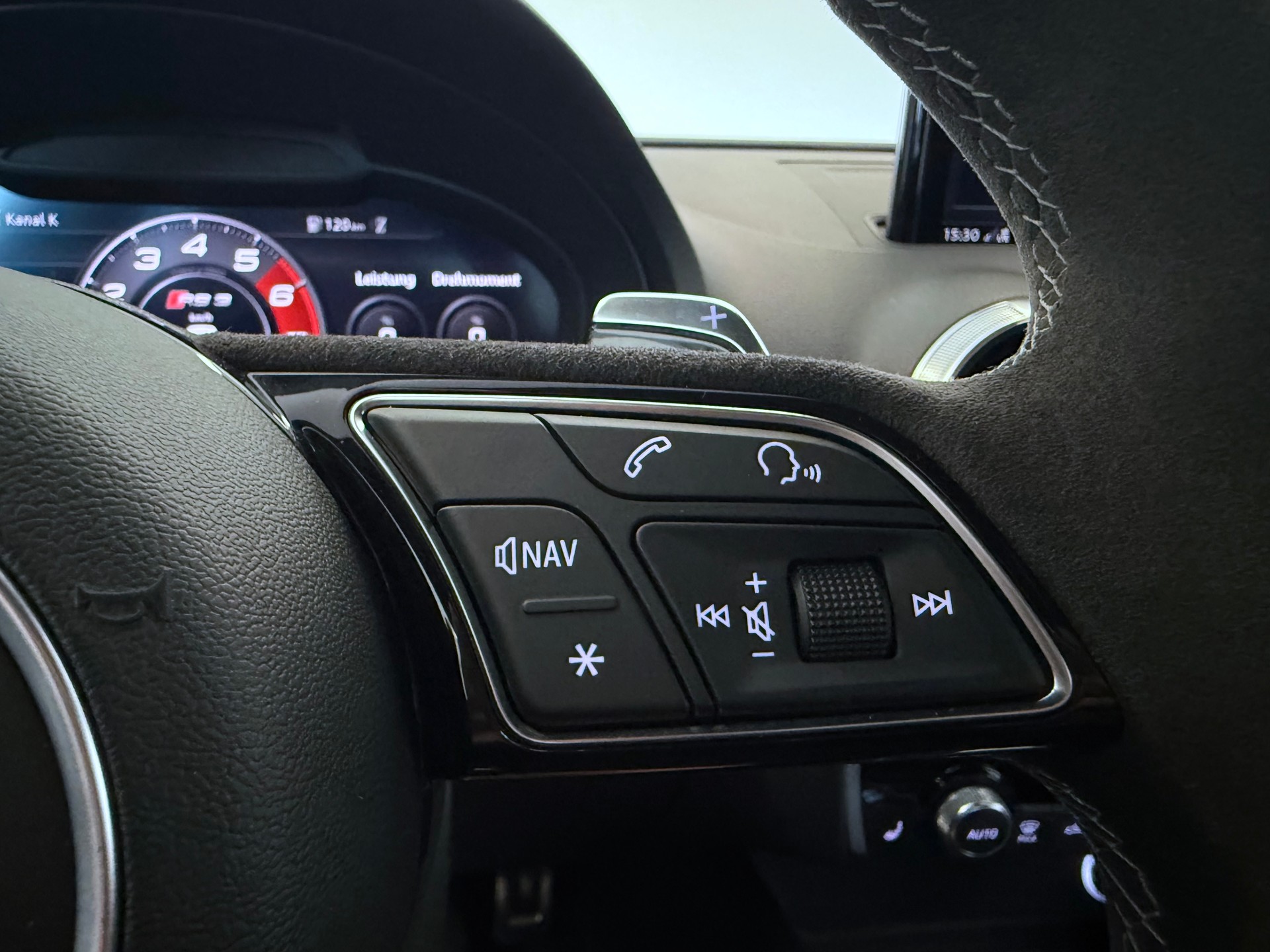 AUDI RS3 Sportback 2.5 TSI quattro S-tronic "ALL BLACK "-image-27