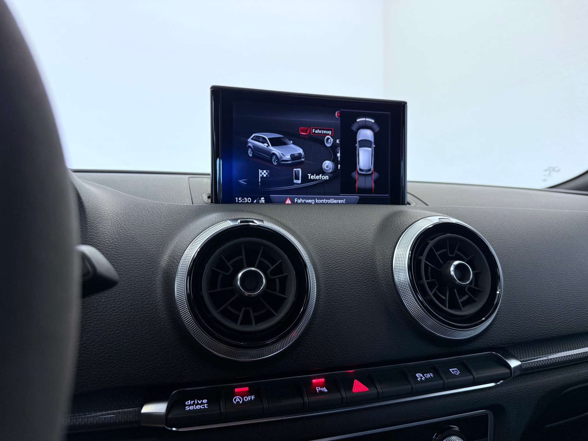 AUDI RS3 Sportback 2.5 TSI quattro S-tronic "ALL BLACK "-image-23