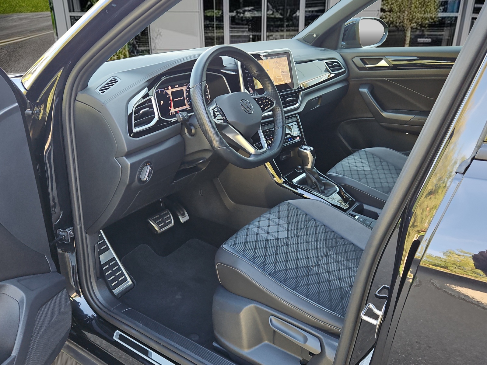 VW T-Roc 1.5 TSI EVO R-Line DSG-image-10