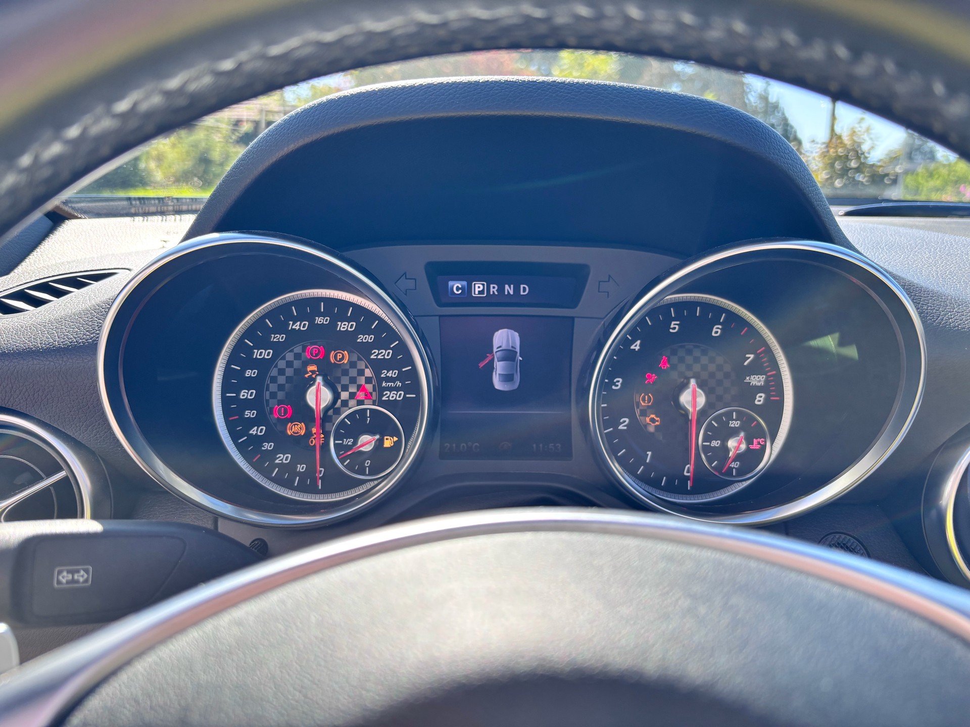 MERCEDES-BENZ SLC 200 AMG Line-image-3