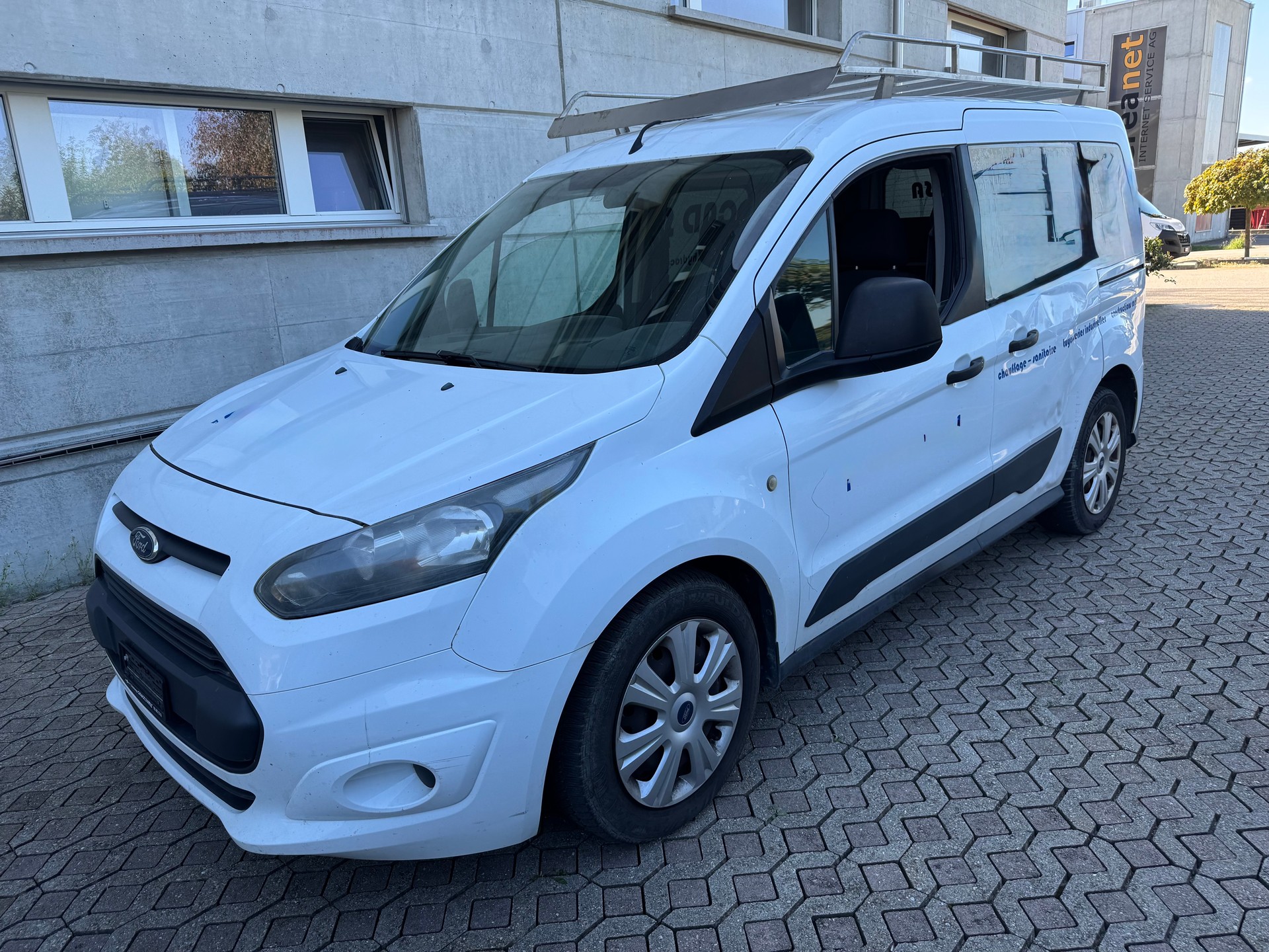 FORD Tourneo Connect 1.6 TDCi Trend-showroom-element-2