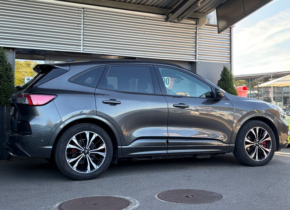 FORD Kuga 2.5 PHEV ST-Line 2WD-showroom-element-2