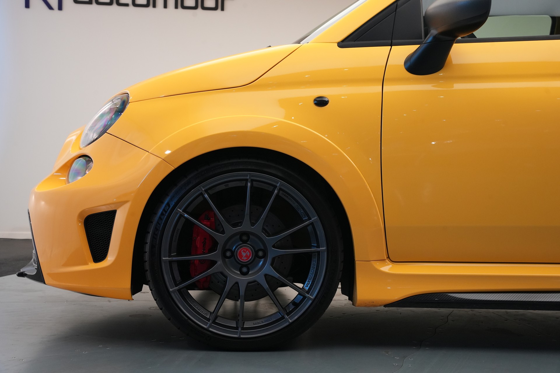 FIAT 695 1.4 16V Turbo Abarth Biposto record *52/133*-image-48