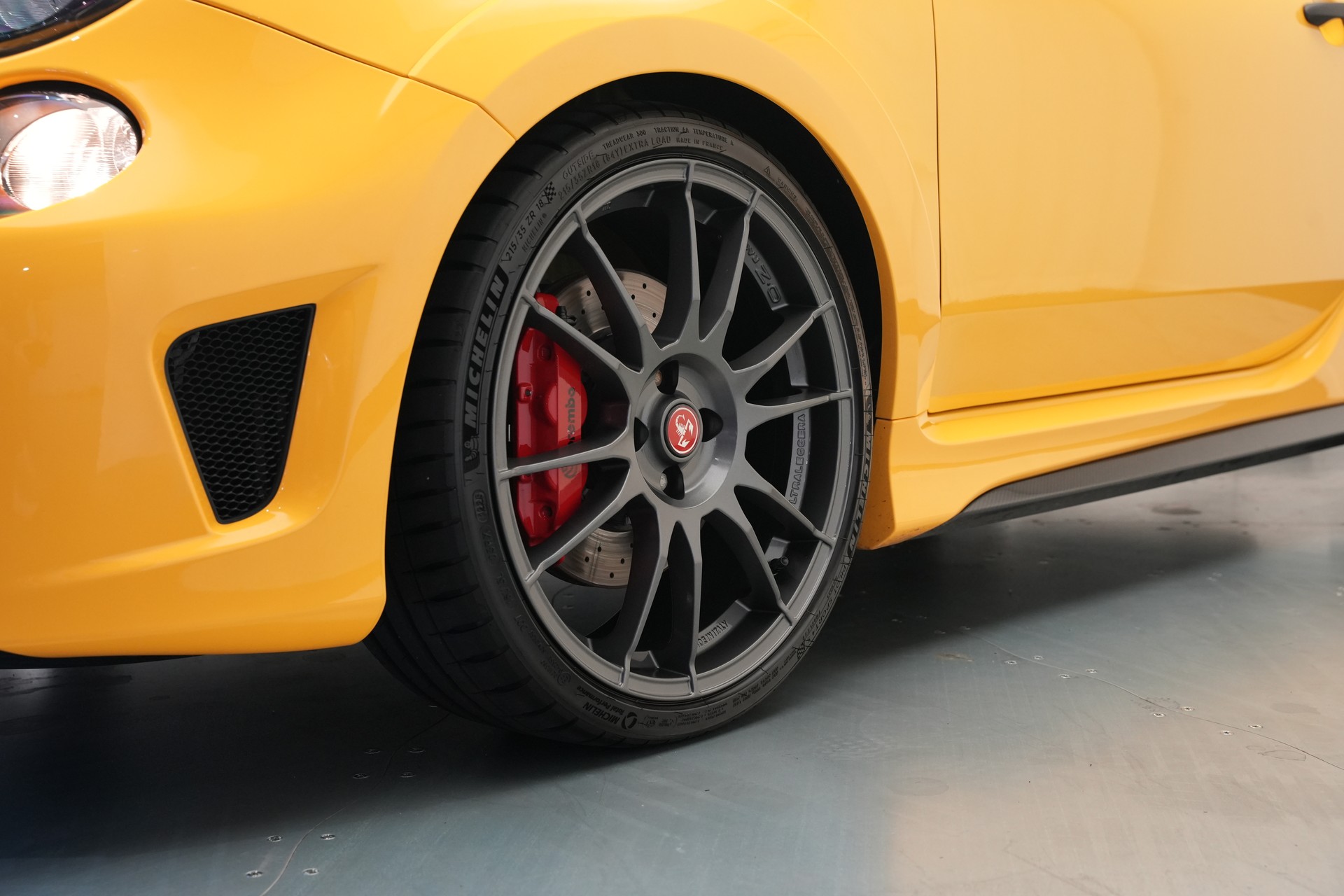 FIAT 695 1.4 16V Turbo Abarth Biposto record *52/133*-image-41