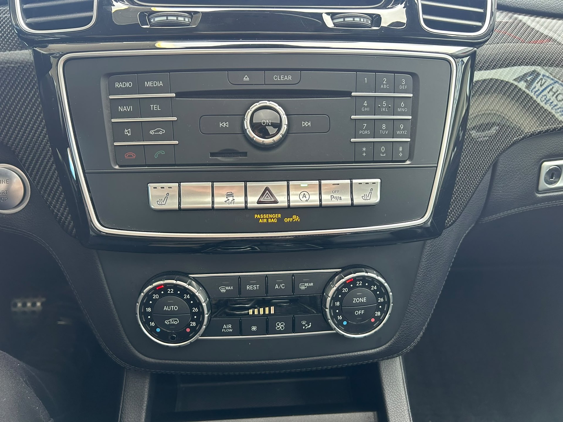 MERCEDES-BENZ GLS 500 4Matic 9G-Tronic-image-14