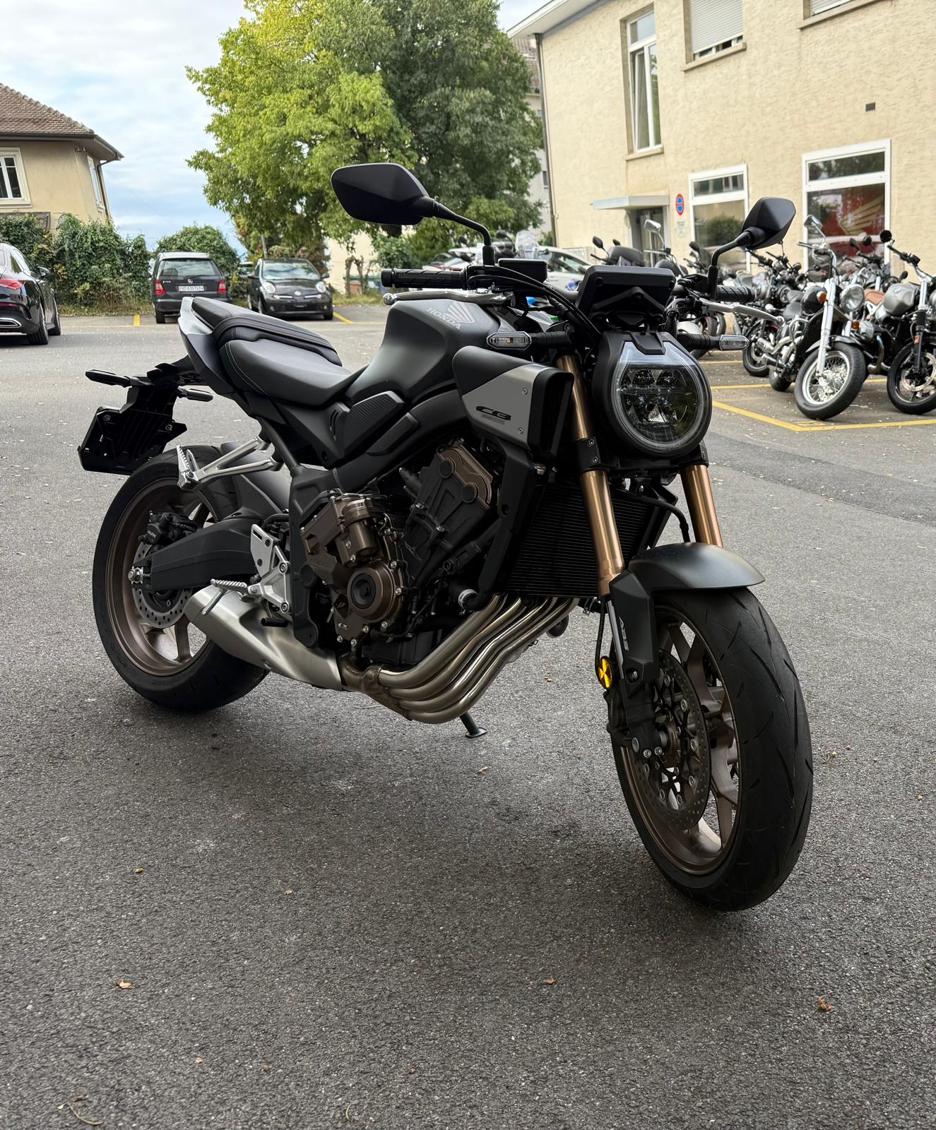 HONDA CB 650 R E-Clutch-image-1