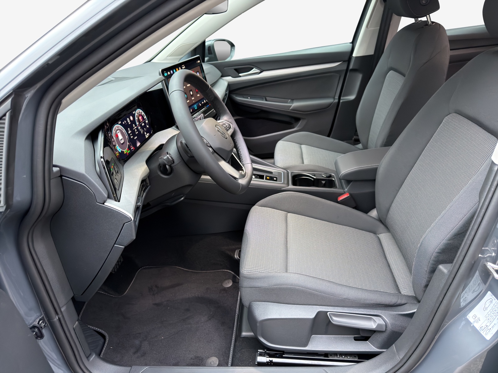 VW Golf 1.5 e TSI mHEV Trend DSG-image-7