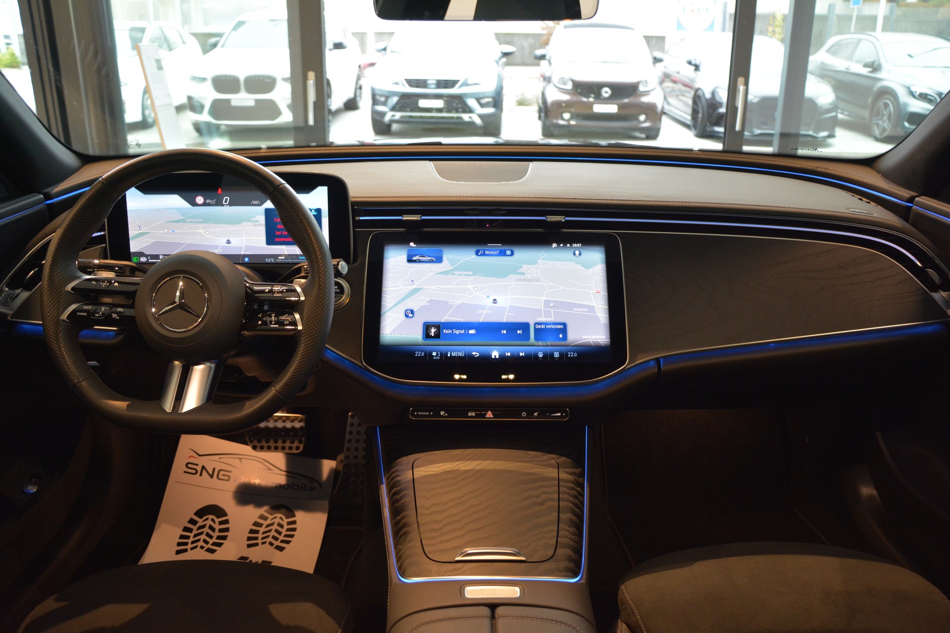 MERCEDES-BENZ E 200 9G-Tronic-image-11