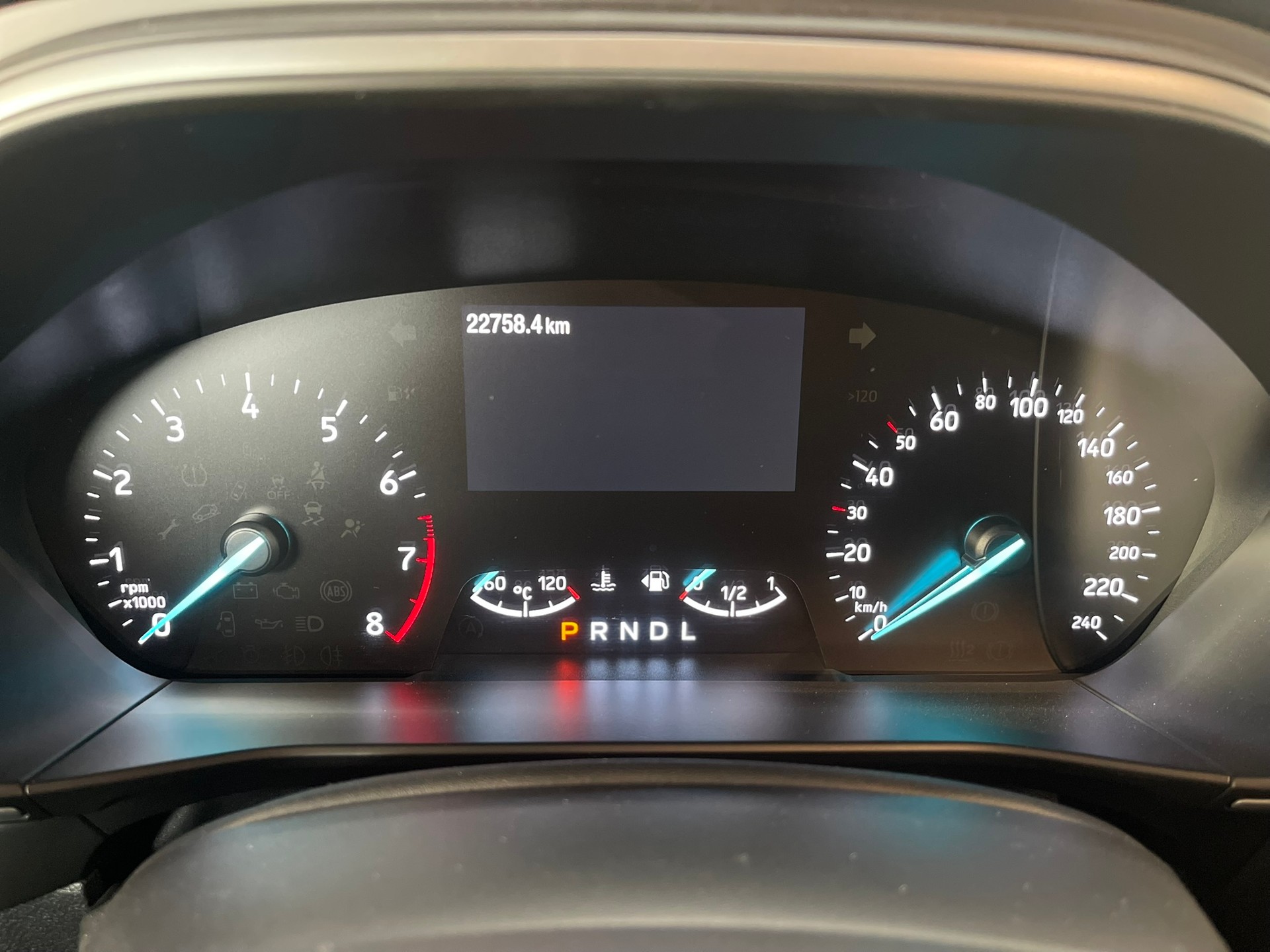 FORD Focus 1.0 MHEV Cool Connect Automat-image-11