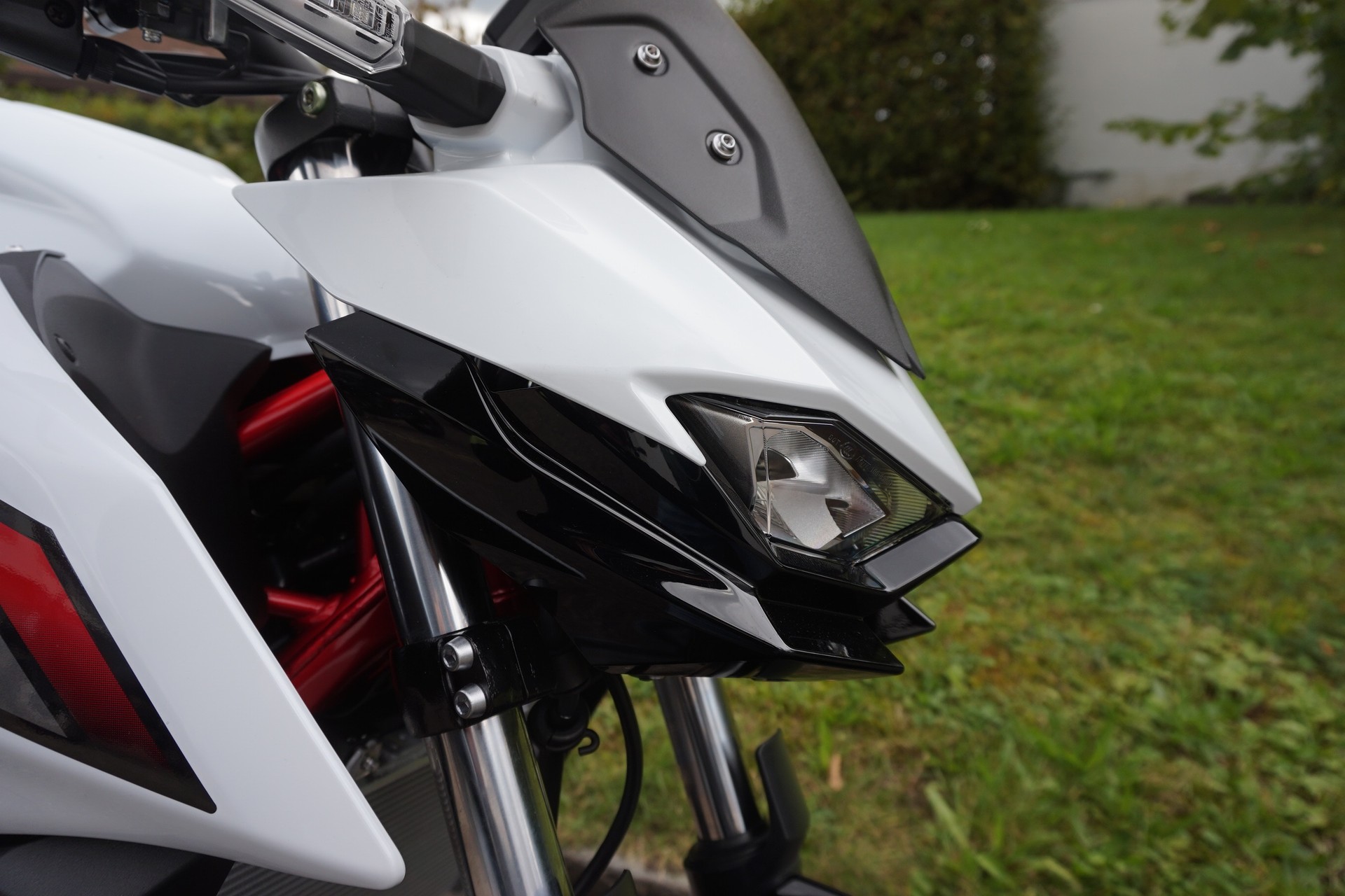 KAWASAKI Z500 SE ABS MY26-image-9