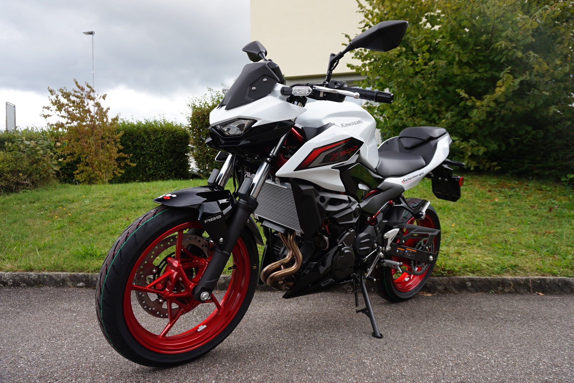 KAWASAKI Z500 SE ABS MY26-image-6