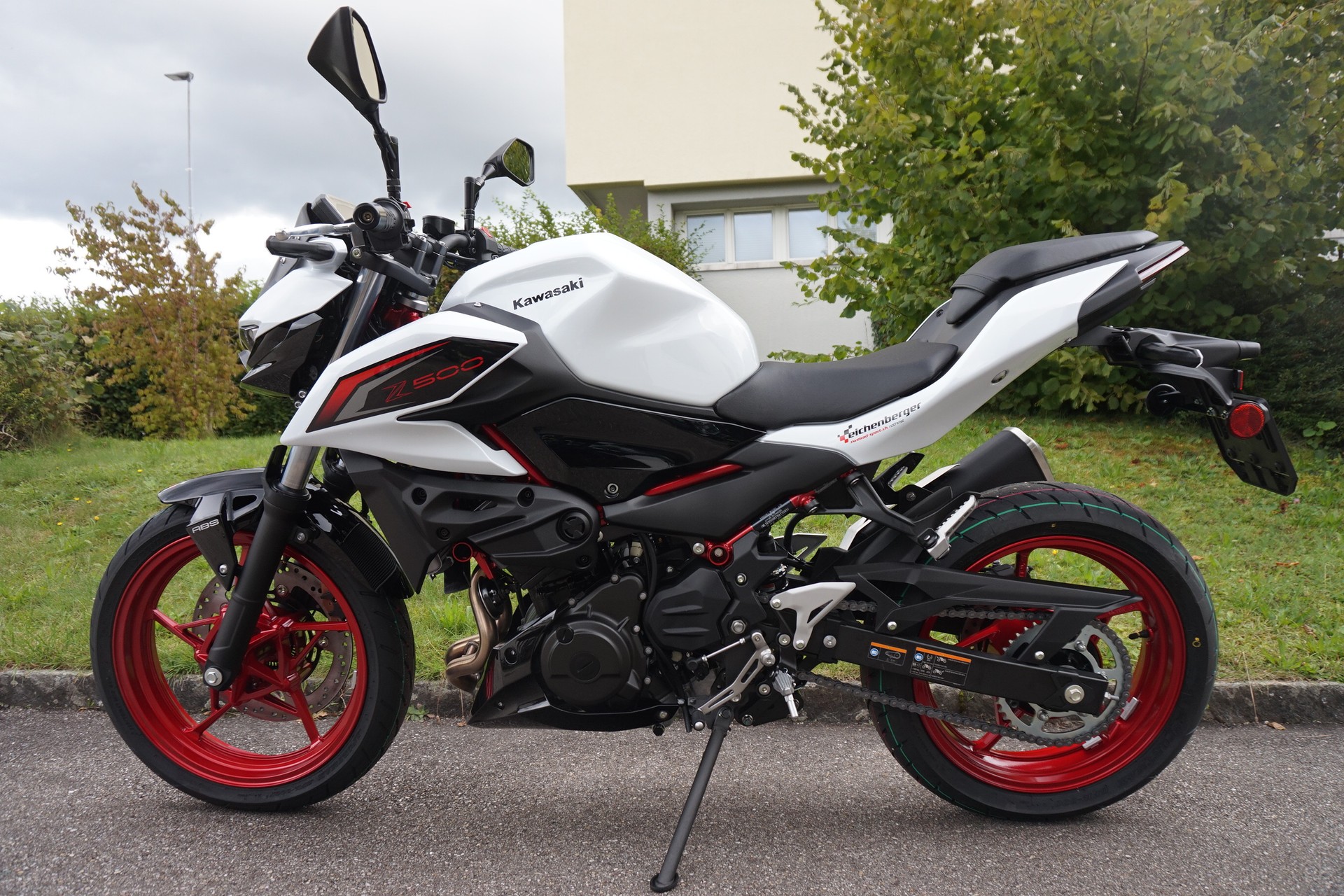 KAWASAKI Z500 SE ABS MY26-image-7