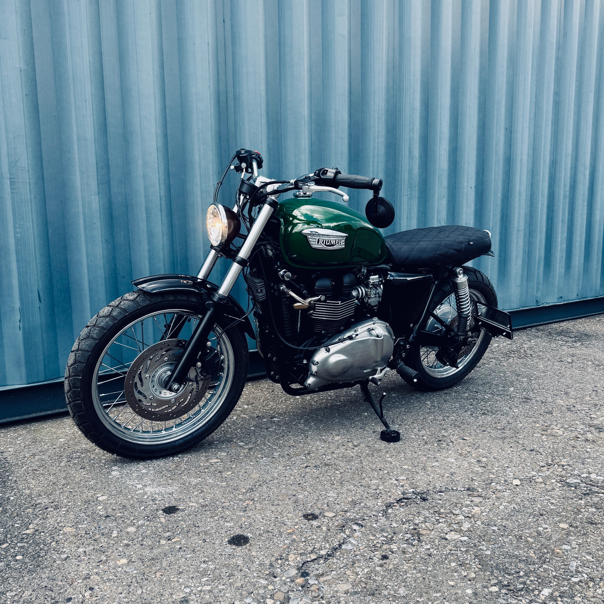 TRIUMPH Bonneville 900-image-3