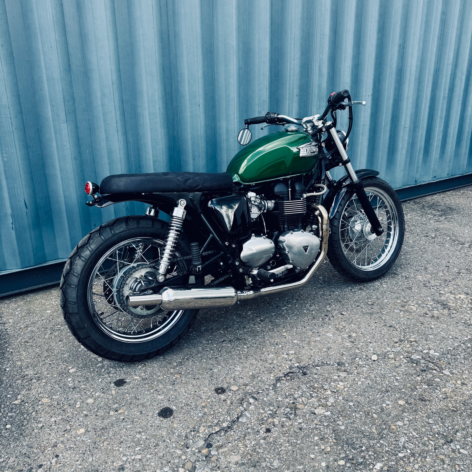 TRIUMPH Bonneville 900-image-0
