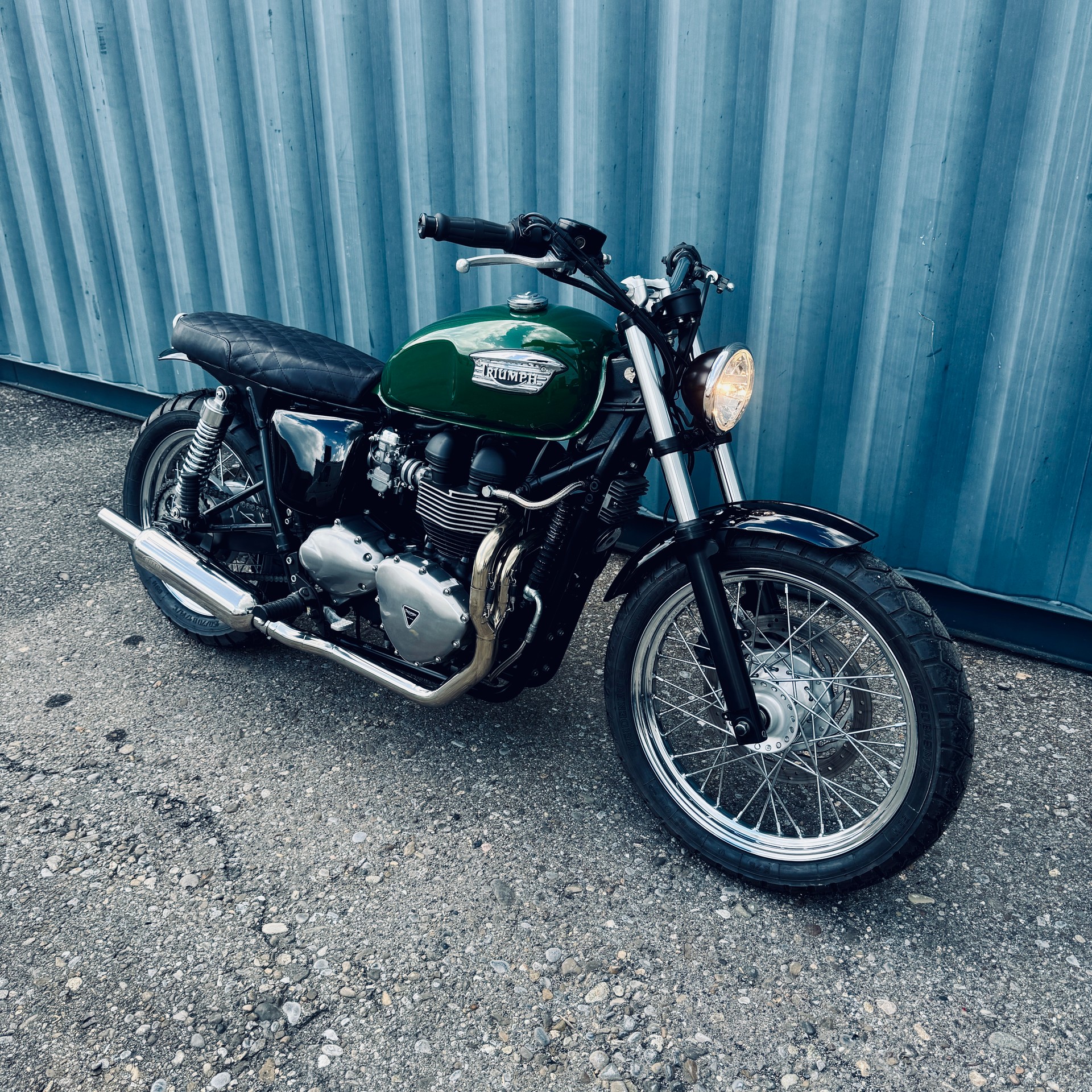 TRIUMPH Bonneville 900-image-4