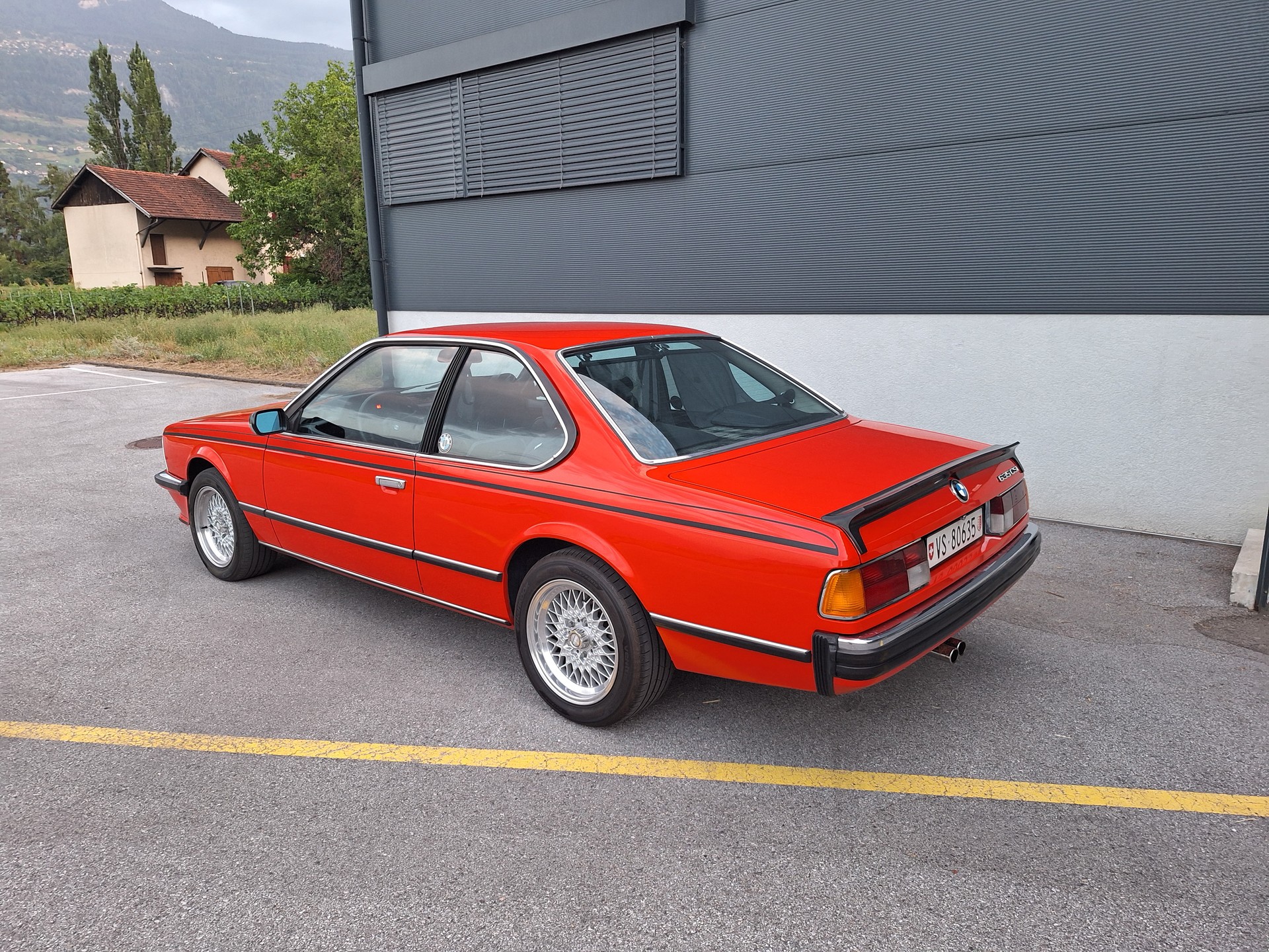 BMW 635csi-image-1