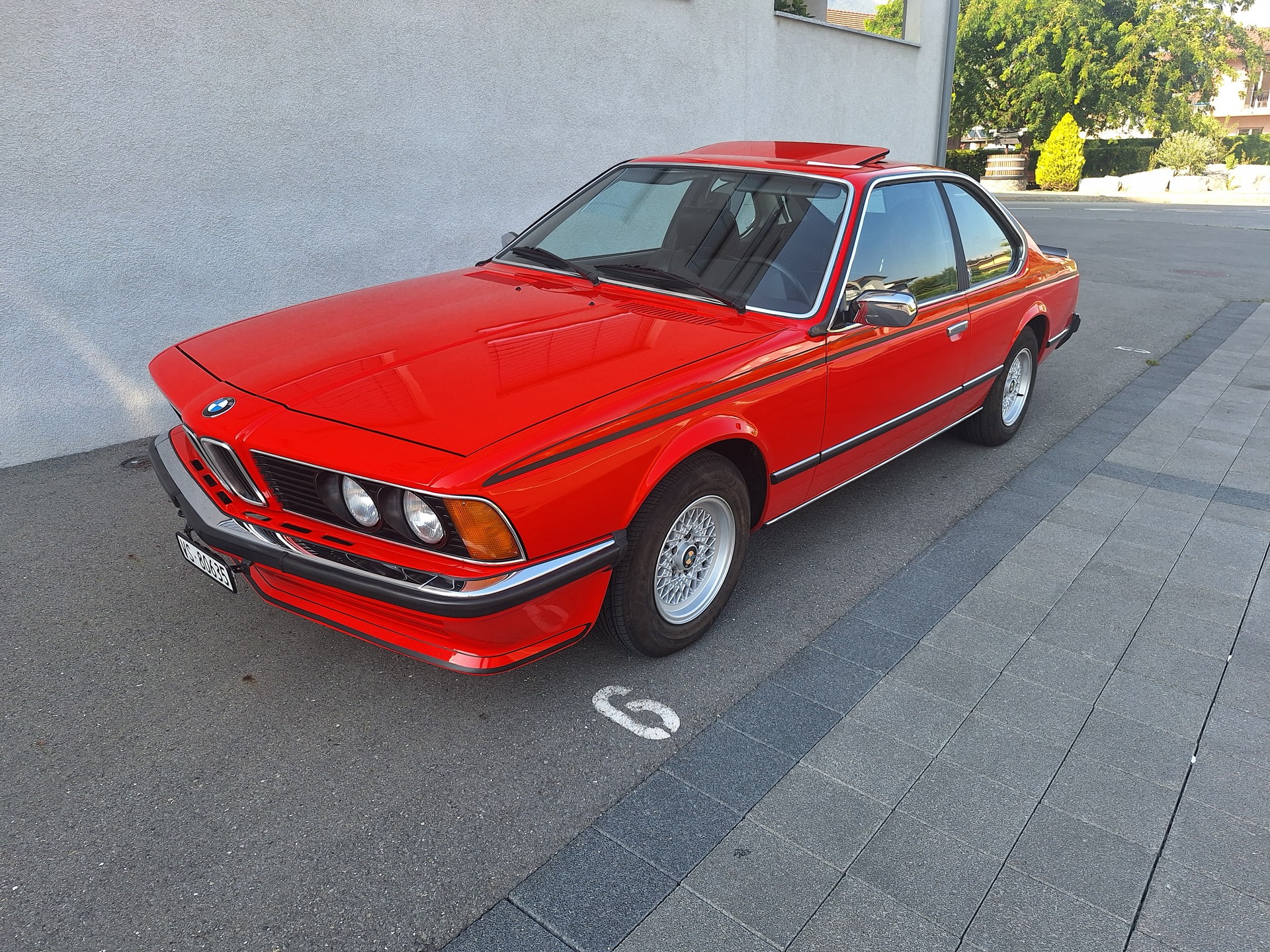 BMW 635csi-image-4