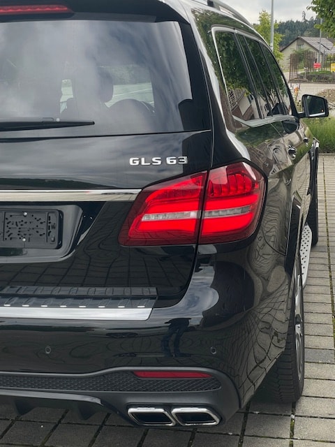 MERCEDES-BENZ GLS 63 AMG 4Matic Speedshift Plus 7G-Tronic-image-9