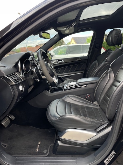 MERCEDES-BENZ GLS 63 AMG 4Matic Speedshift Plus 7G-Tronic-image-14