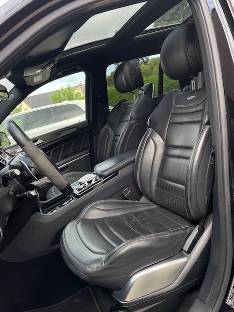 MERCEDES-BENZ GLS 63 AMG 4Matic Speedshift Plus 7G-Tronic-image-15