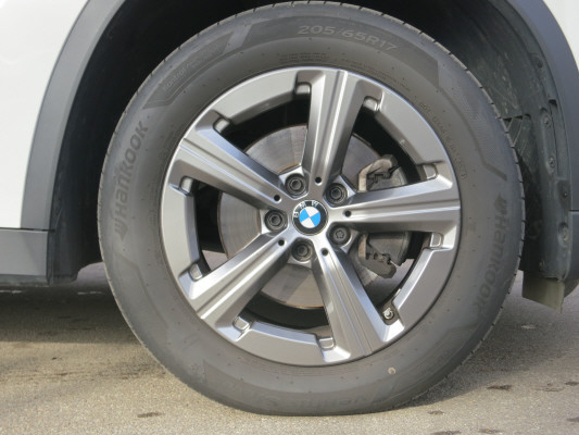 BMW X1 xDrive 20d 48V-image-6