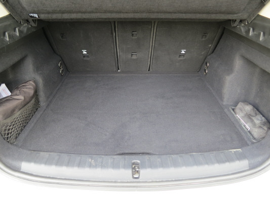 BMW X1 xDrive 20d 48V-image-11