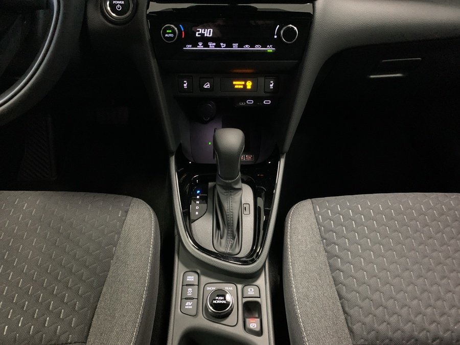 TOYOTA Yaris Cross 1.5 Trend AWDi e-CVT-image-12