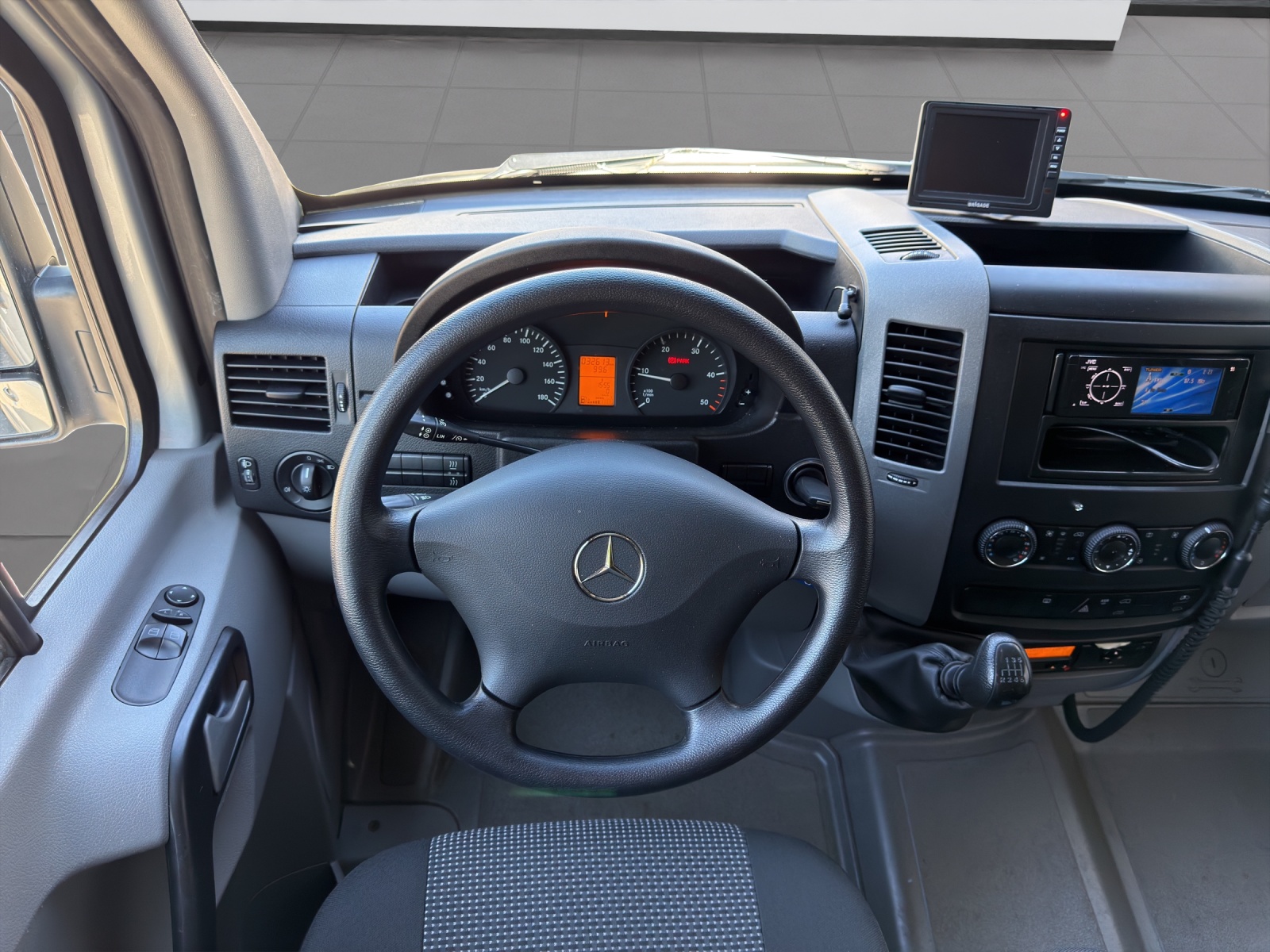 MERCEDES-BENZ Sprinter 315 CDI Lang-image-10