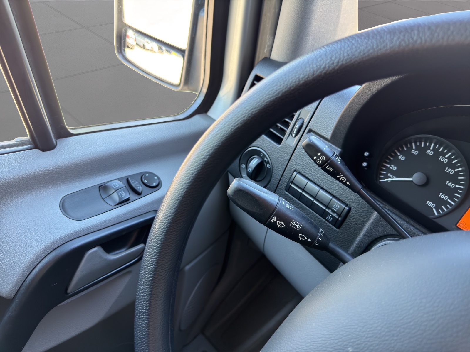 MERCEDES-BENZ Sprinter 315 CDI Lang-image-14