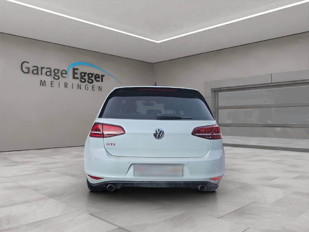 VW Golf VII 2.0 TSI GTI Performance-image-4