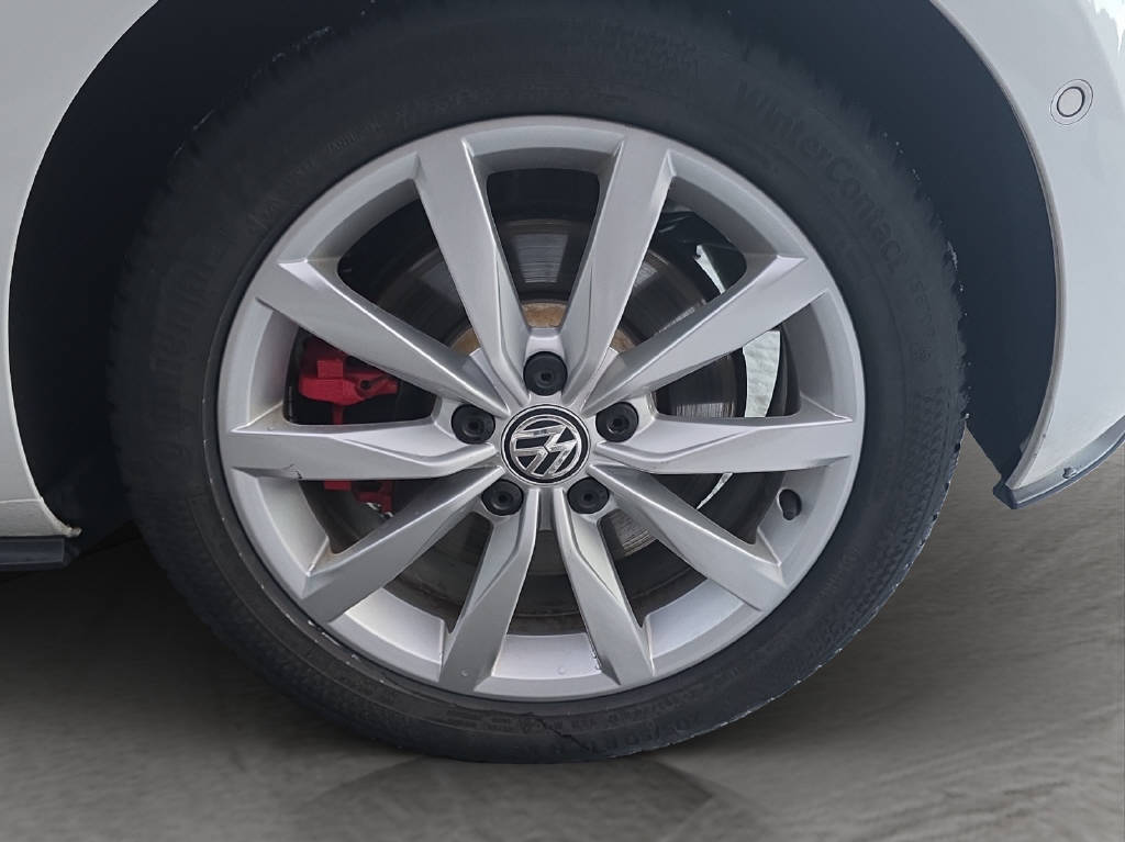 VW Golf VII 2.0 TSI GTI Performance-image-13