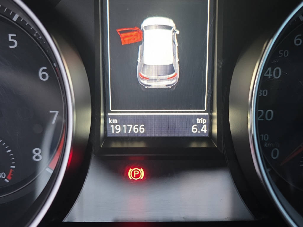 VW Golf VII 2.0 TSI GTI Performance-image-12