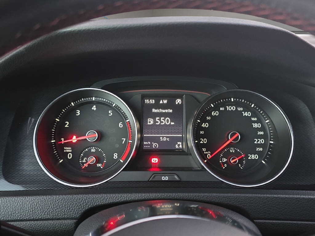 VW Golf VII 2.0 TSI GTI Performance-image-10