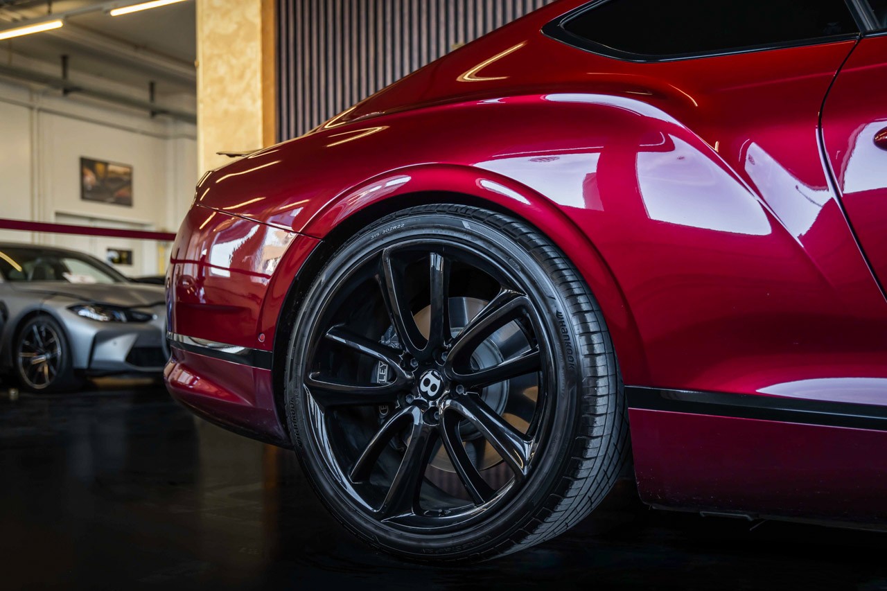 BENTLEY Continental GT 6.0 W12-image-9