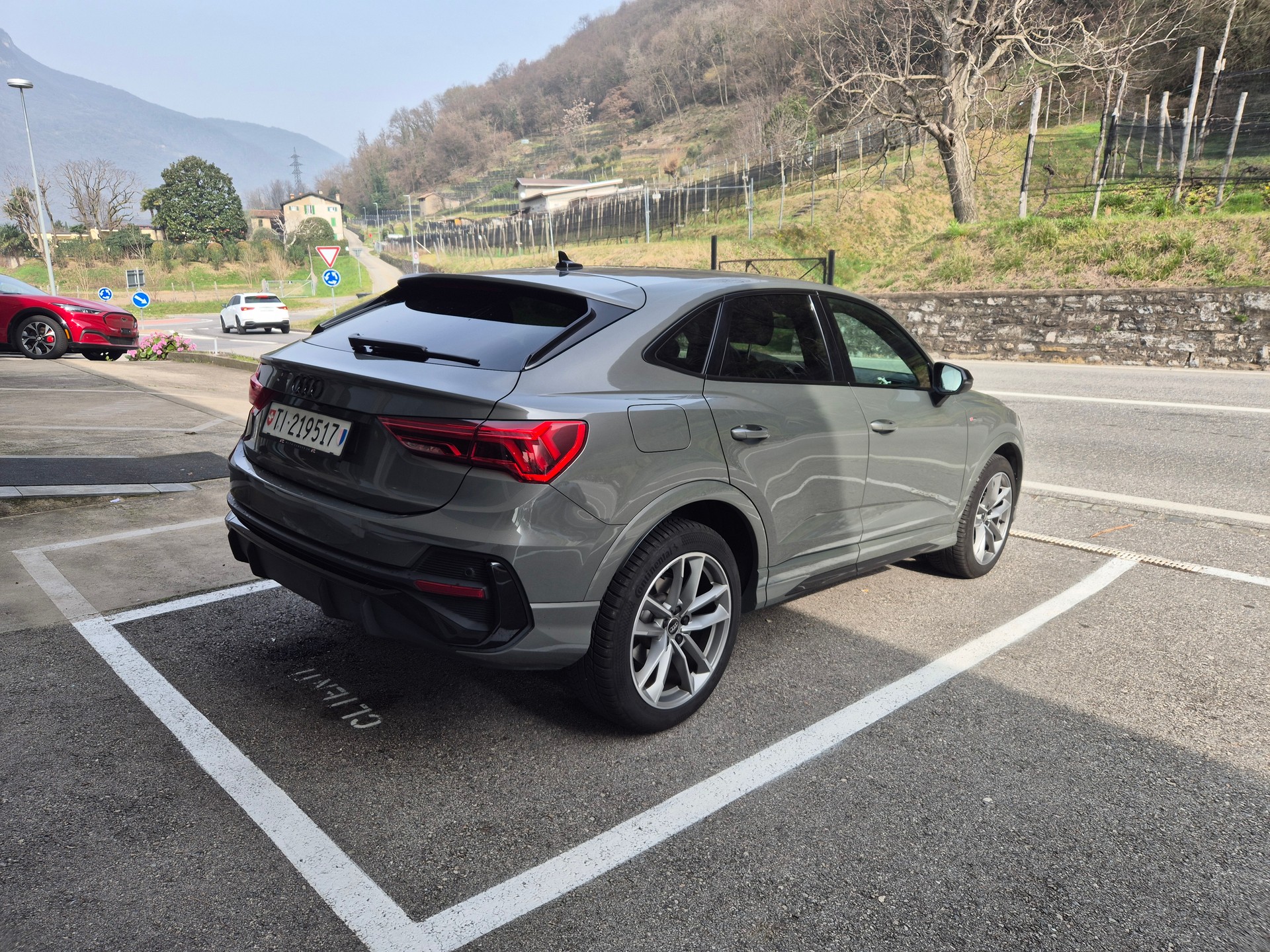 AUDI Q3 Sportback 35 TFSI S line Attraction S-tronic-image-5