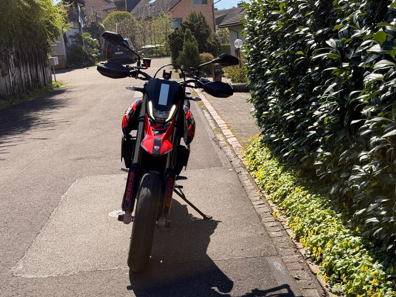 DUCATI Hypermotard 698 Mono RVE-image-4