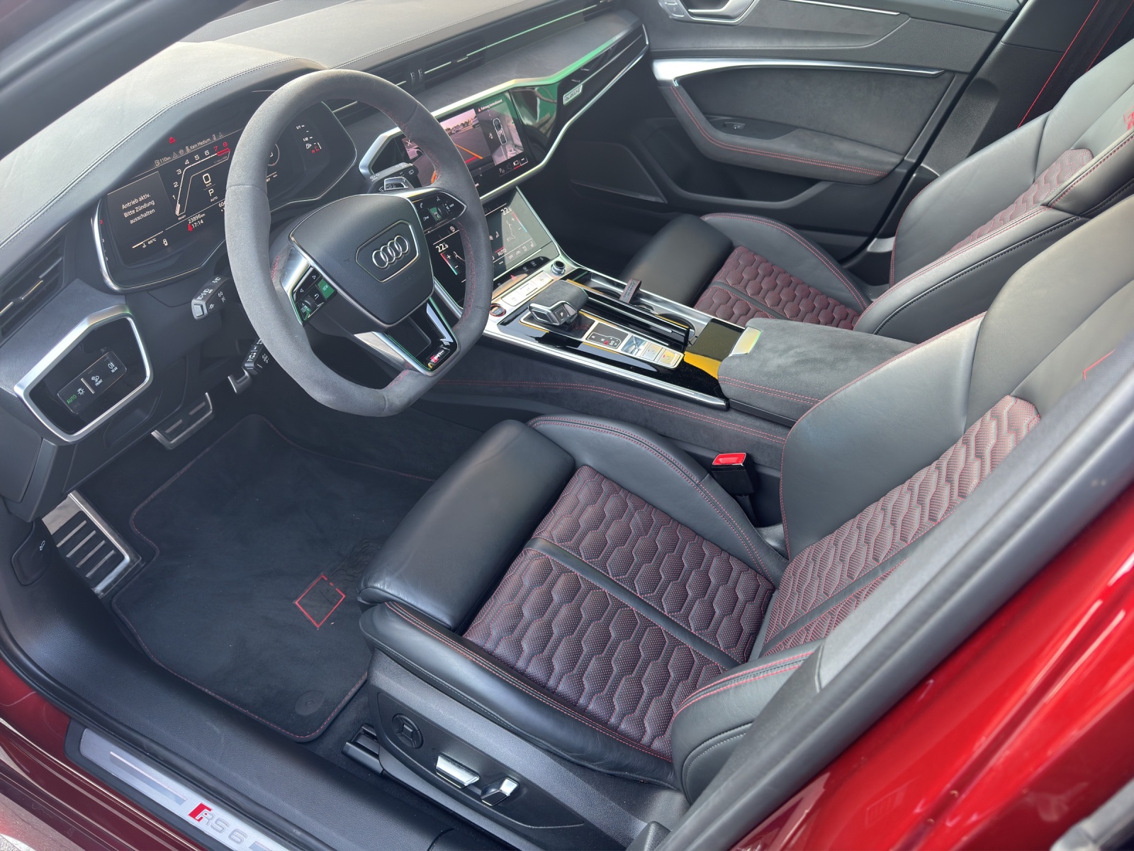 AUDI RS6 Avant 4.0 TFSI V8 Performance quattro-image-6