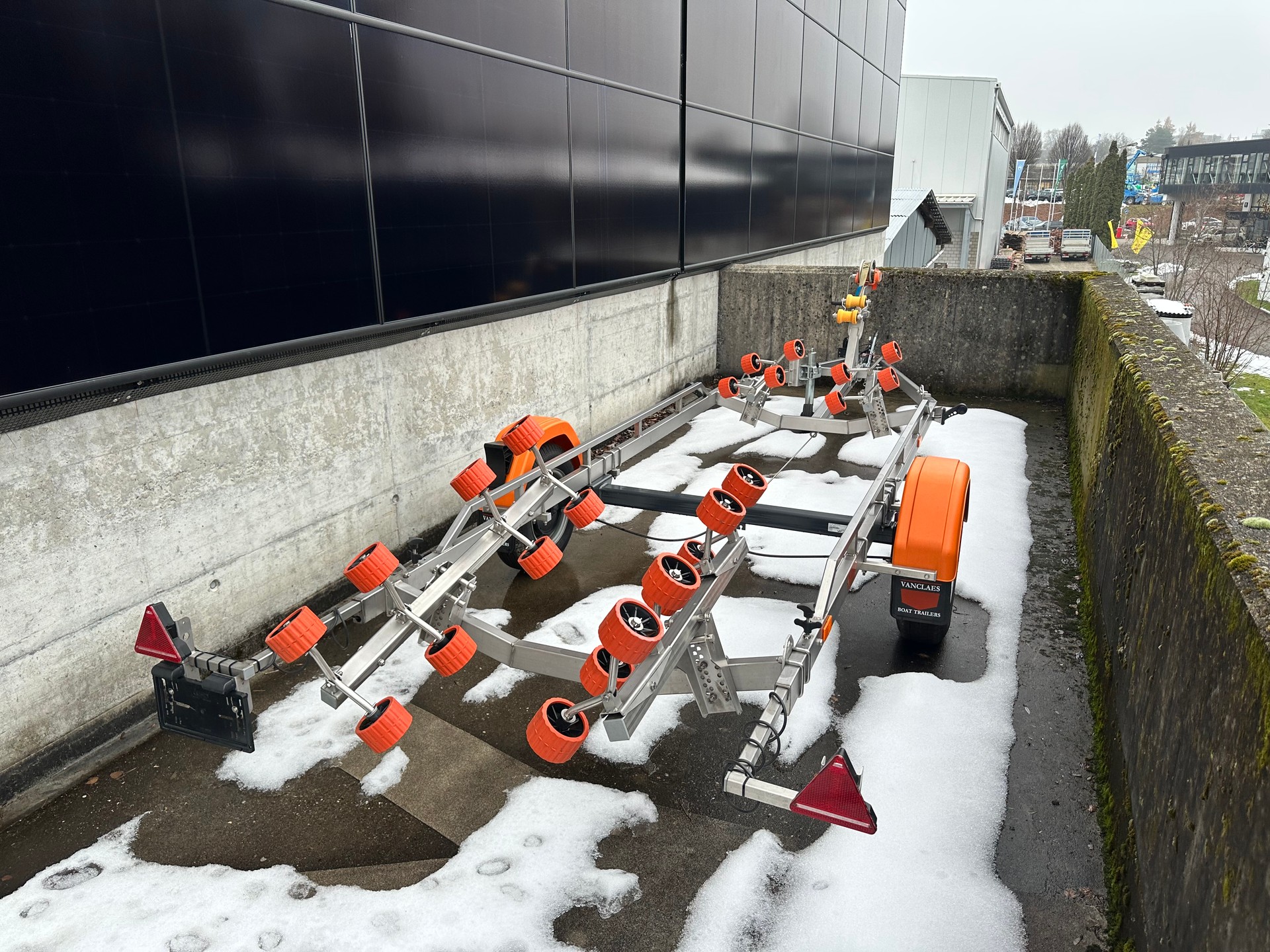 VANCLAES RIB Marine Wave 1350-showroom-element-1