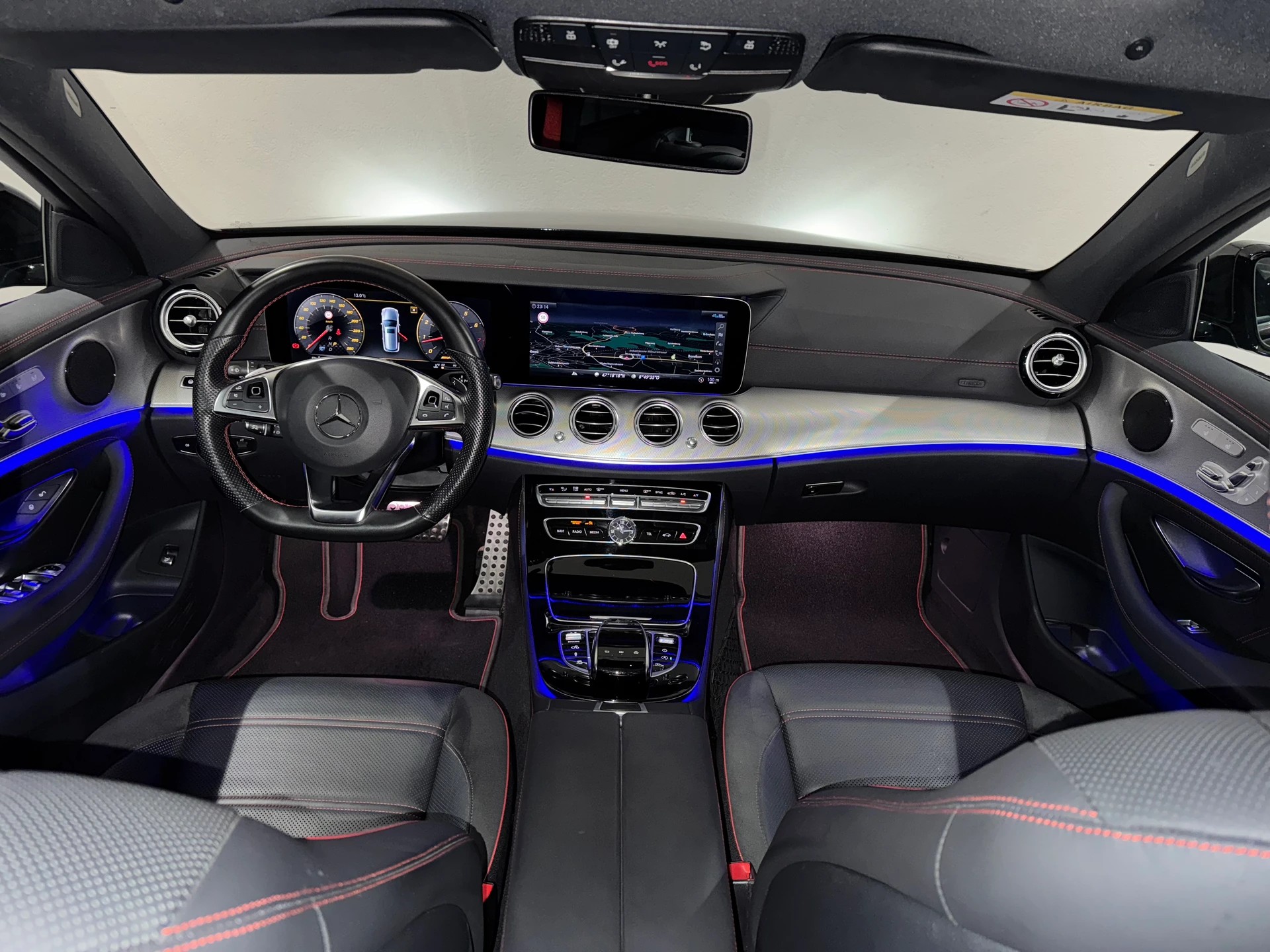 MERCEDES-BENZ E 43 AMG 4 Matic 9G-Tronic-image-10