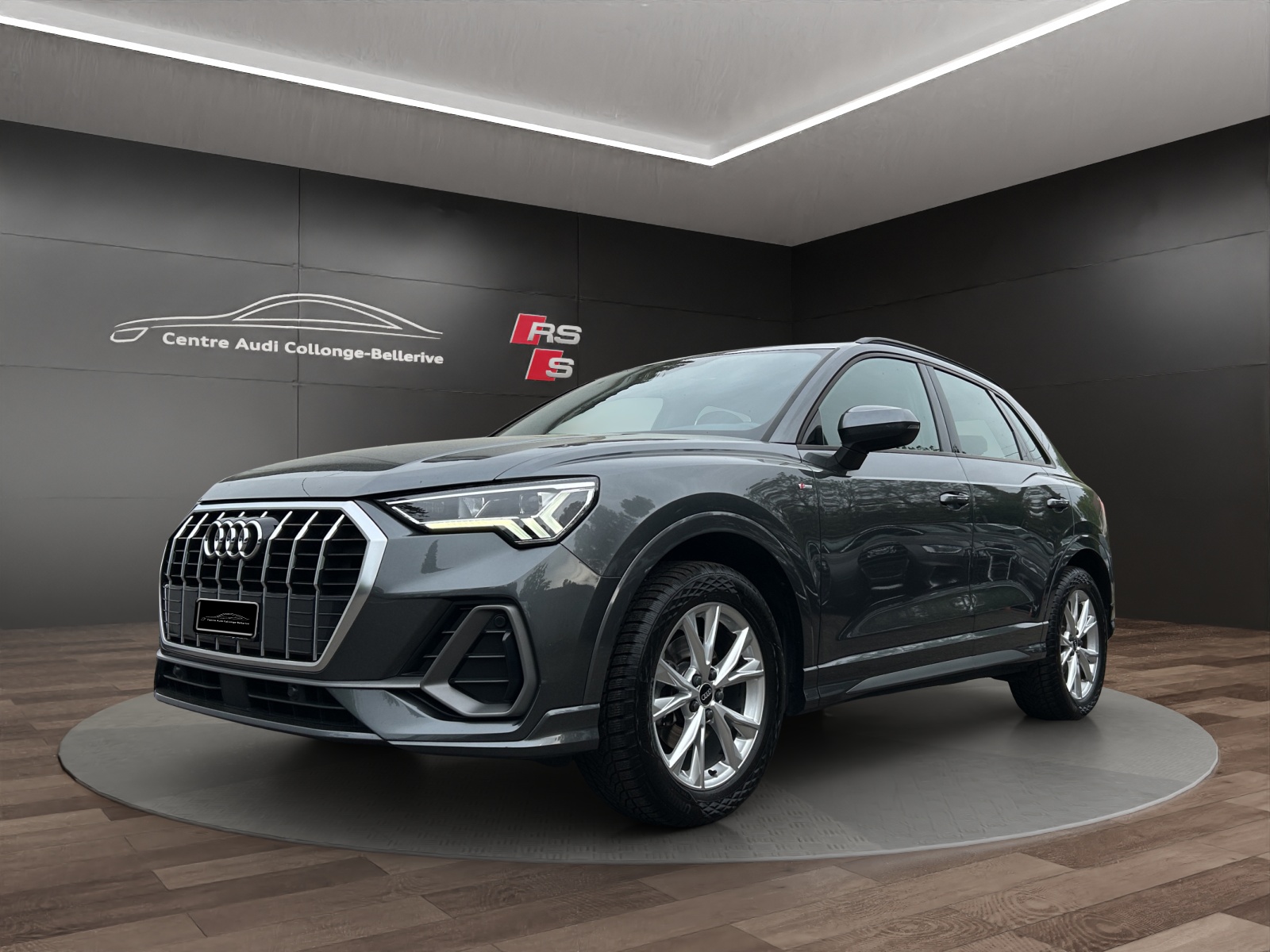 AUDI Q3 35 TFSI S line Attraction S-tronic