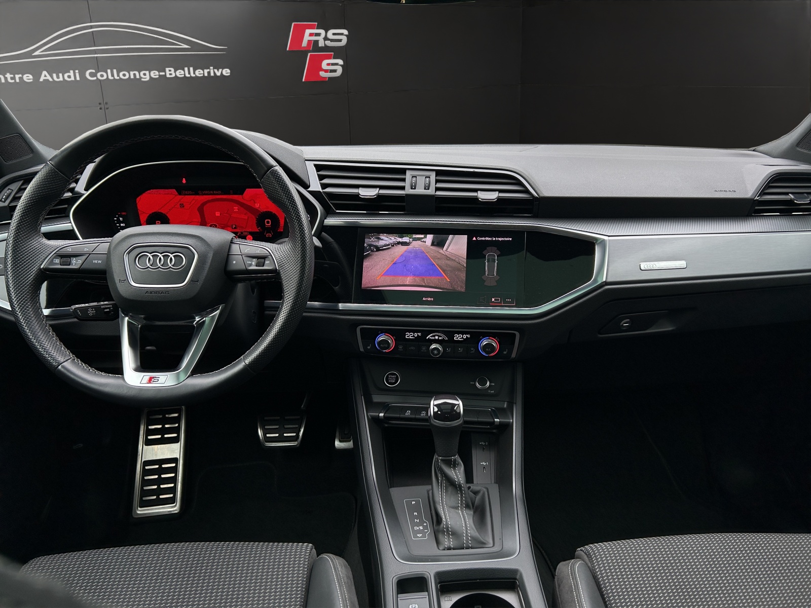 AUDI Q3 35 TFSI S line Attraction S-tronic-image-12