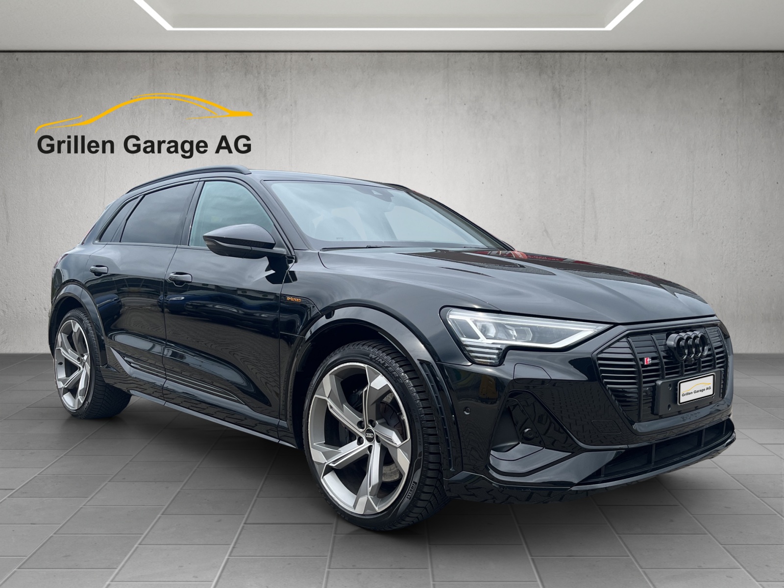 AUDI e-tron S quattro-image-6