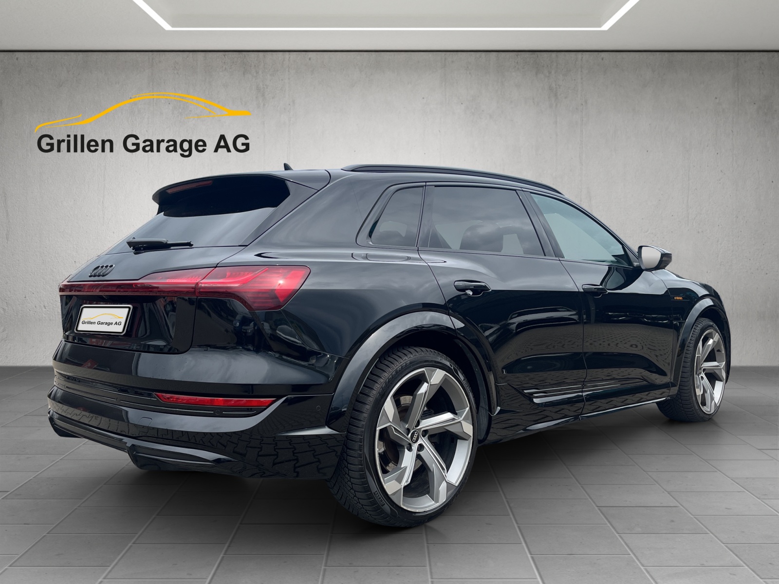 AUDI e-tron S quattro-image-4