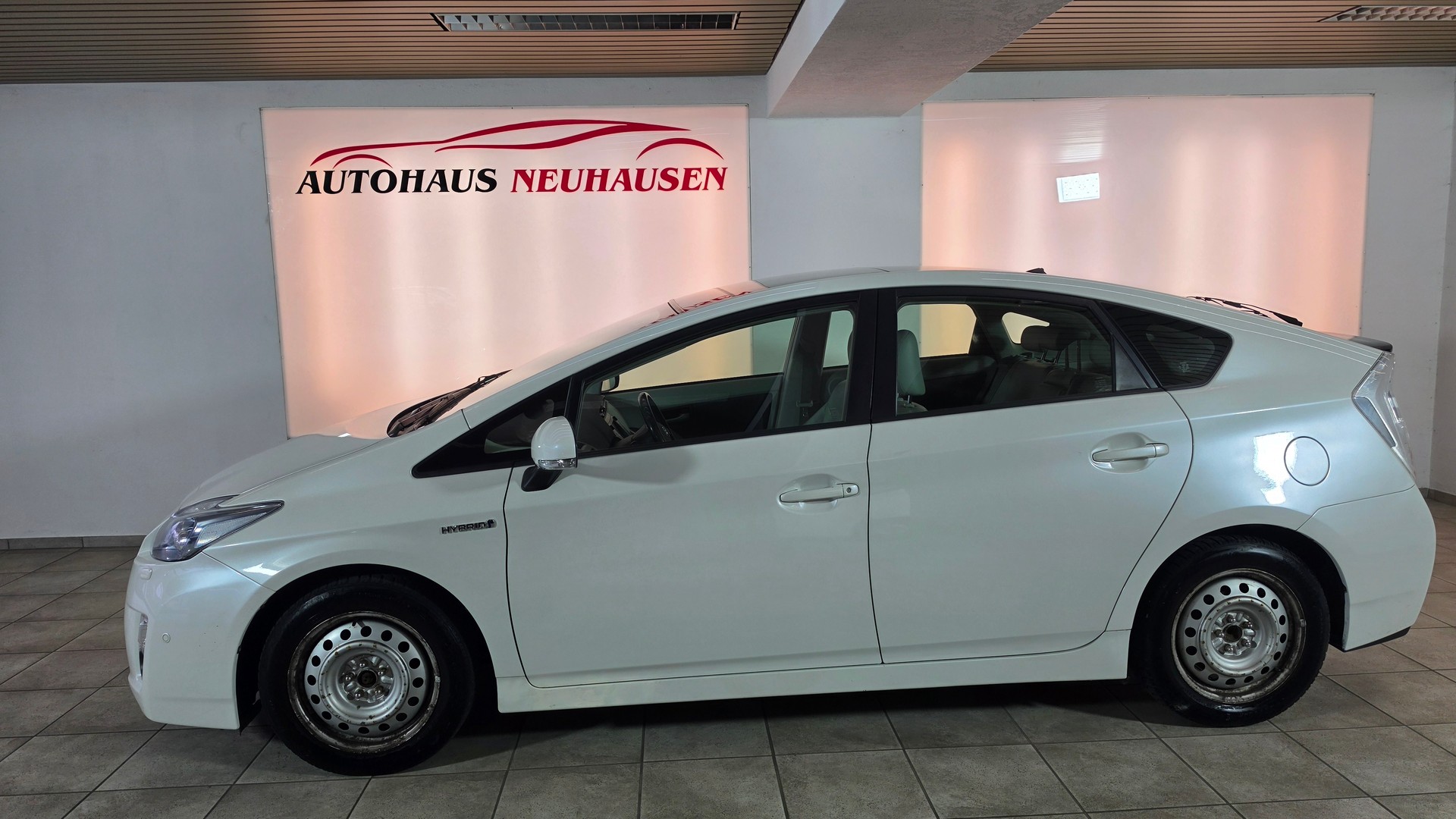 TOYOTA Prius 1.8 16V HSD Sol-image-5