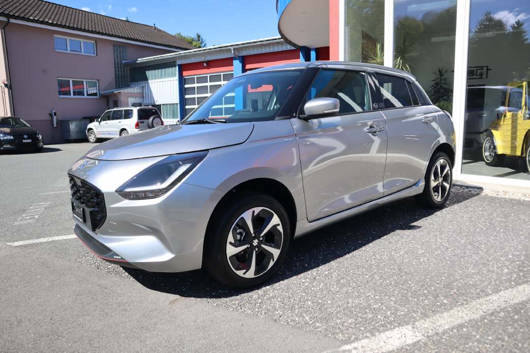 SUZUKI Swift 1.2 Tradizio Top Hybrid 4x4-image-2