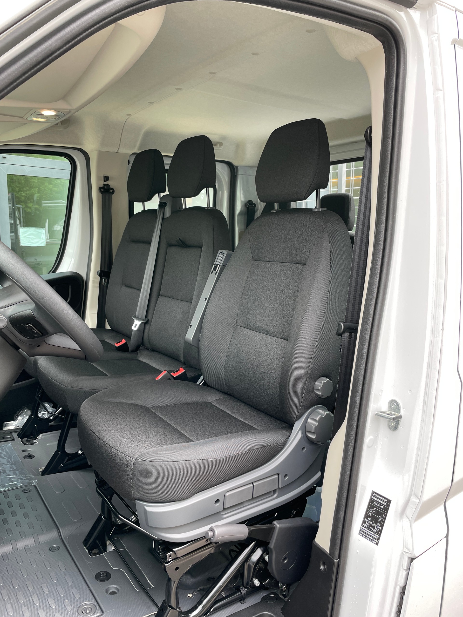 FIAT Ducato 35 L3 Maxi Doka Dreiseiten-Kipper mit AHK-image-8