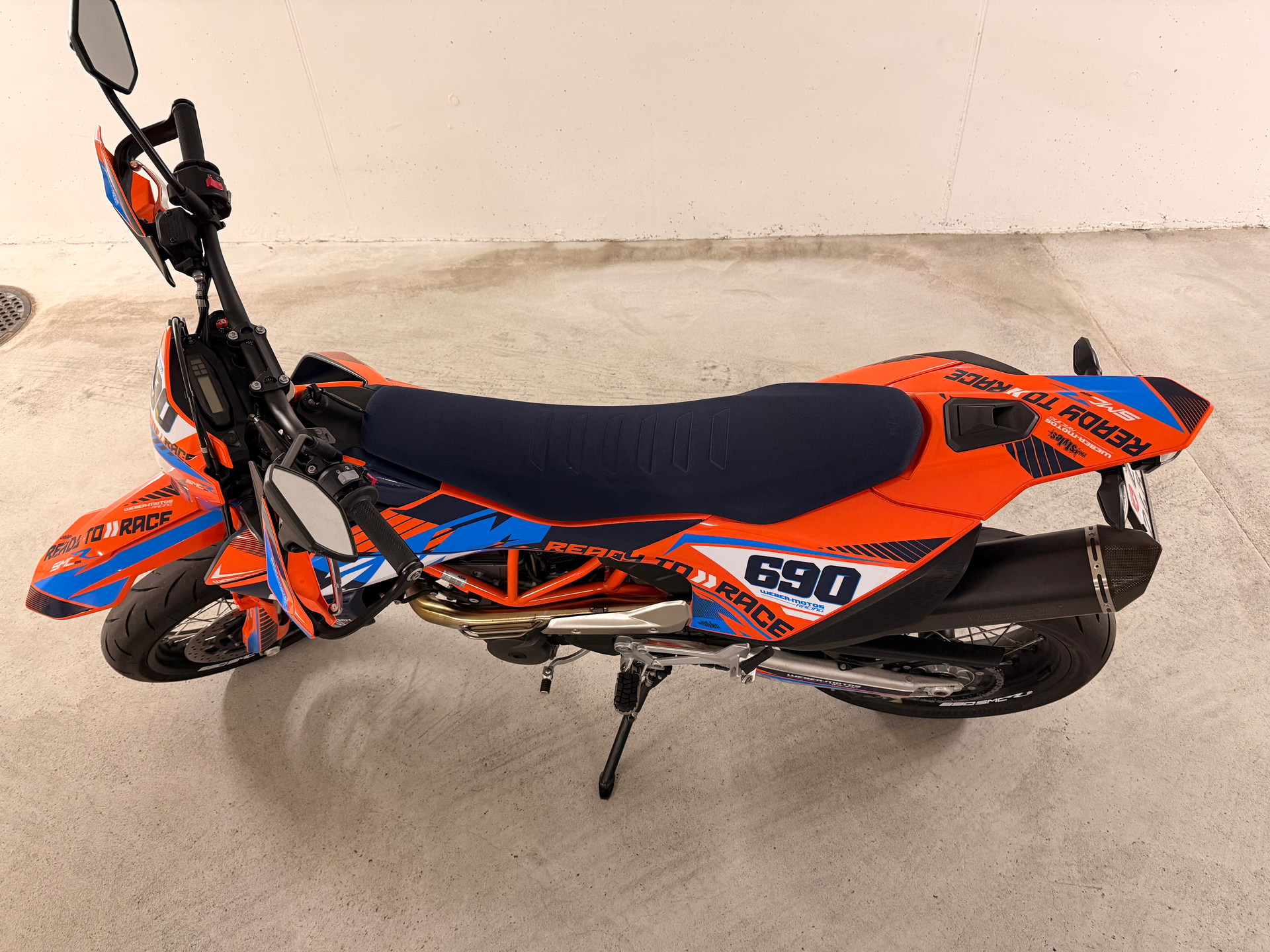 KTM 690 SMC R ABS (35 kW)-image-4