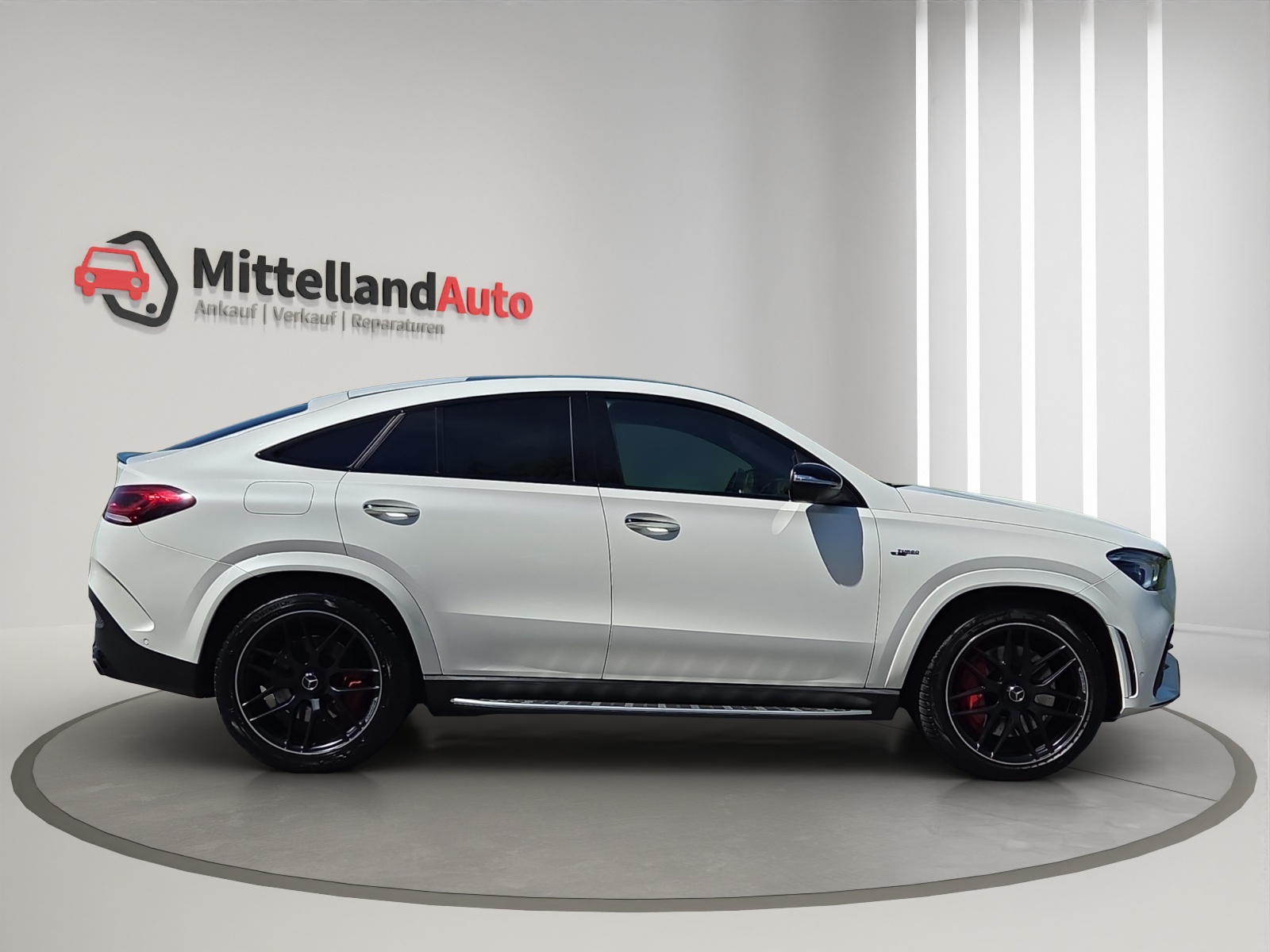 MERCEDES-BENZ GLE Coupé 53 AMG 4Matic+ Speedshift-showroom-element-3